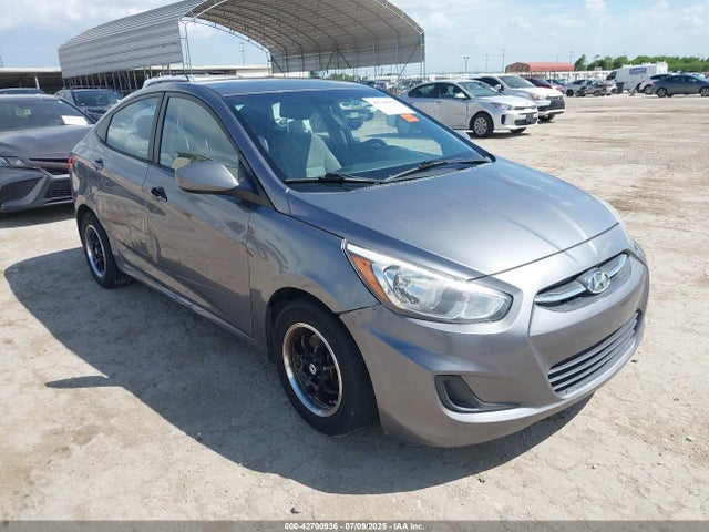2015 HYUNDAI ACCENT GLS
