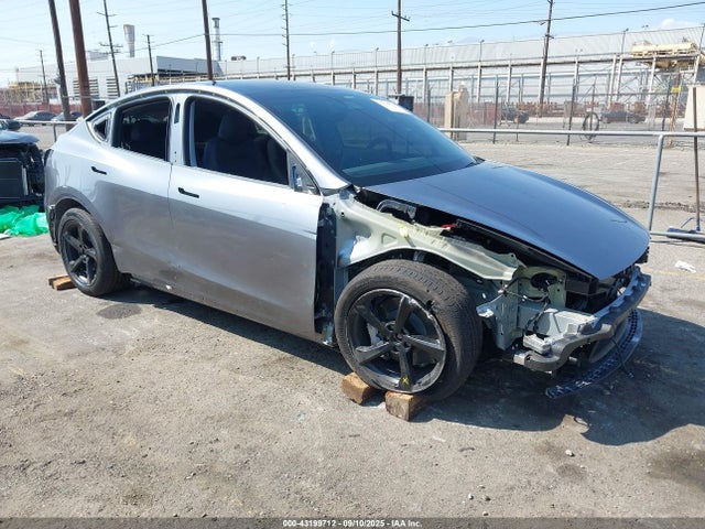2026 TESLA MODEL Y LONG RANGE DUAL MOTOR ALL-WHEEL DRIVE/LONG RANGE LAUNCH SERIES
