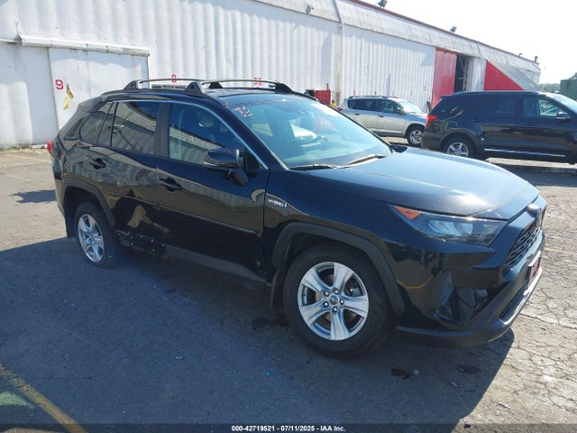 2019 TOYOTA RAV4 LE