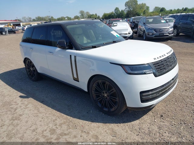2023 LAND ROVER RANGE ROVER P400 SE