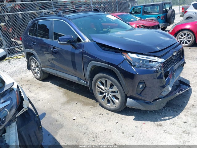 2022 TOYOTA RAV4 XLE PREMIUM