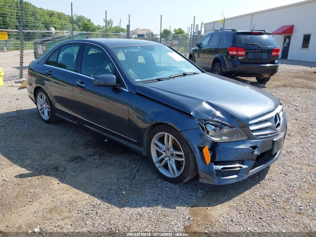 2013 MERCEDES-BENZ C 300 LUXURY 4MATIC/SPORT 4MATIC