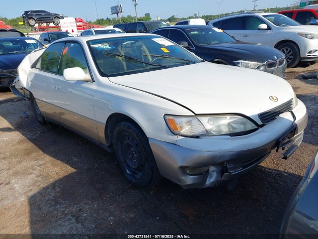 1998 LEXUS ES 300 