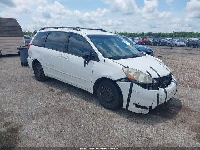 2008 TOYOTA SIENNA CE