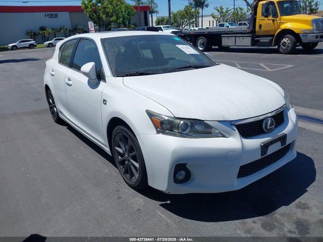 2013 LEXUS CT 200 