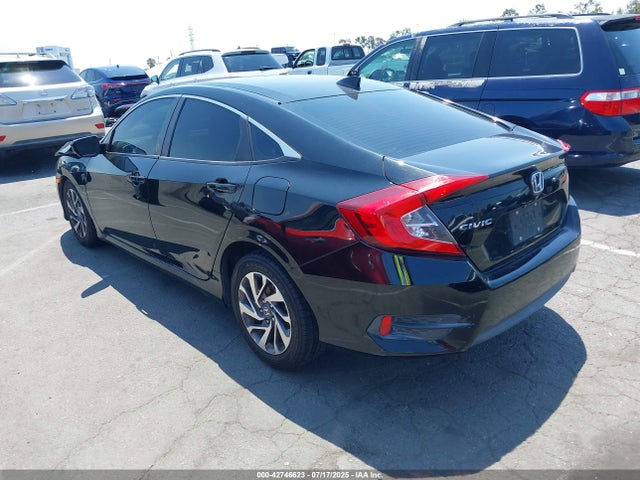 2018 Honda CIVIC EX — фото 3
