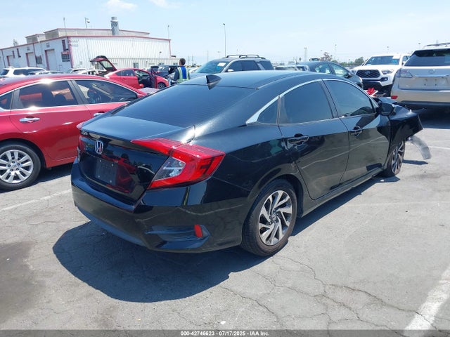 2018 Honda CIVIC EX — фото 4