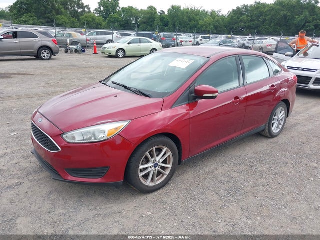 FORD FOCUS SE - 2