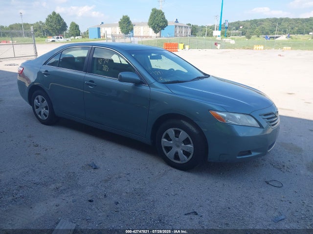 2009 TOYOTA CAMRY LE