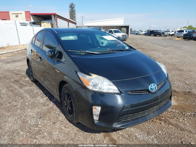 2015 TOYOTA PRIUS TWO