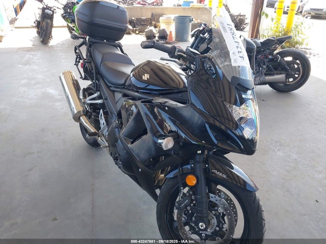 2011 SUZUKI GSX F