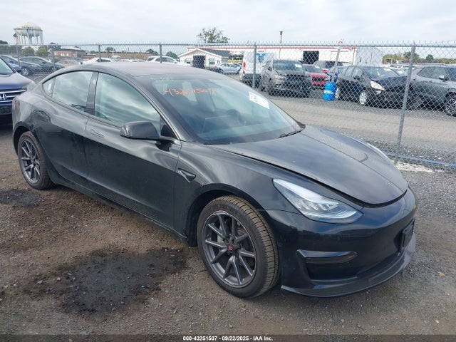 2018 TESLA MODEL 3 LONG RANGE/PERFORMANCE