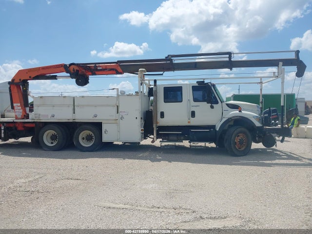 2010 INTERNATIONAL 7000 7500