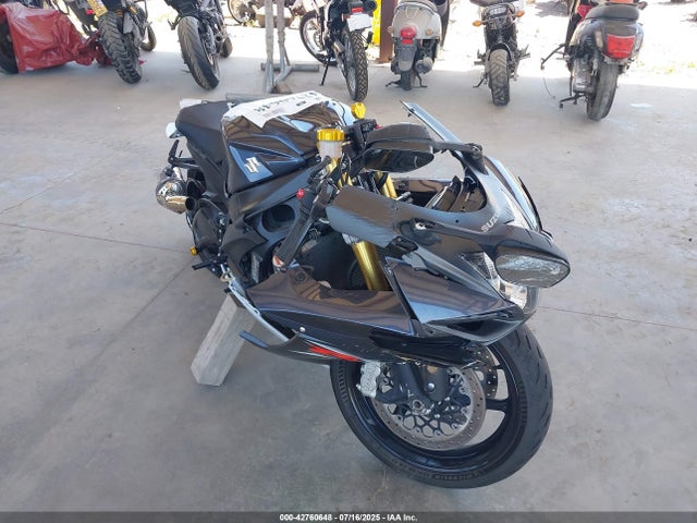 2015 SUZUKI GSX 