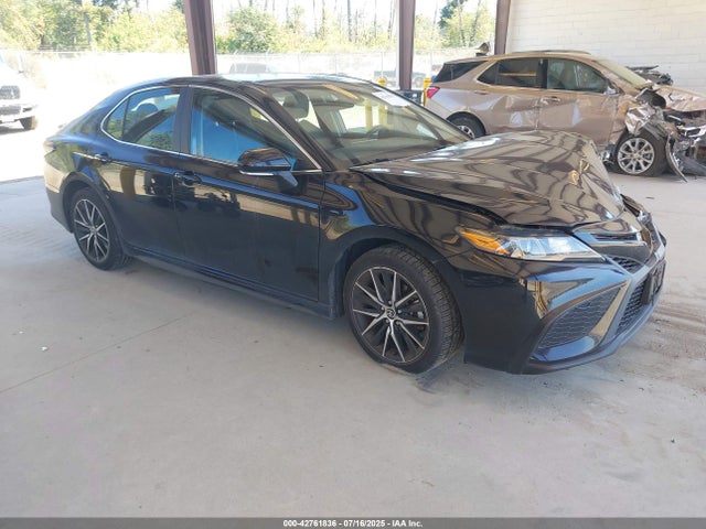 2022 TOYOTA CAMRY SE AWD