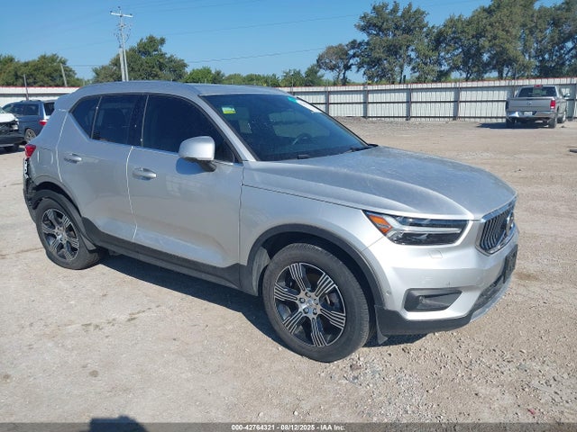 2019 VOLVO XC40 T5 INSCRIPTION