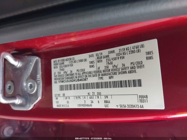 2019 FORD ESCAPE TITANIUM 9
