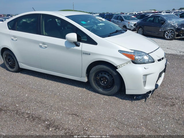 2015 TOYOTA PRIUS FIVE