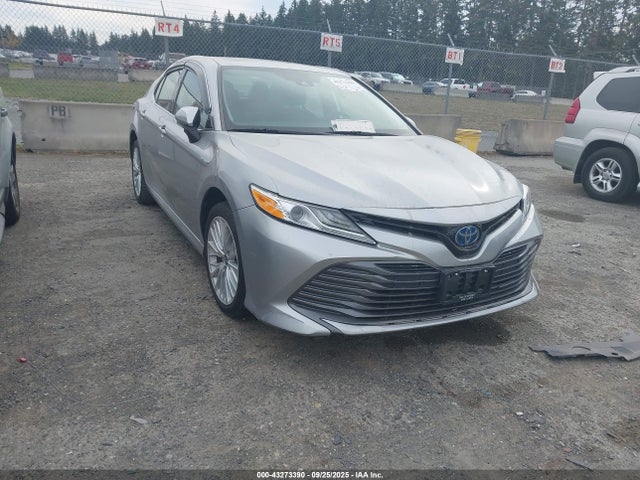 2020 TOYOTA CAMRY XLE HYBRID