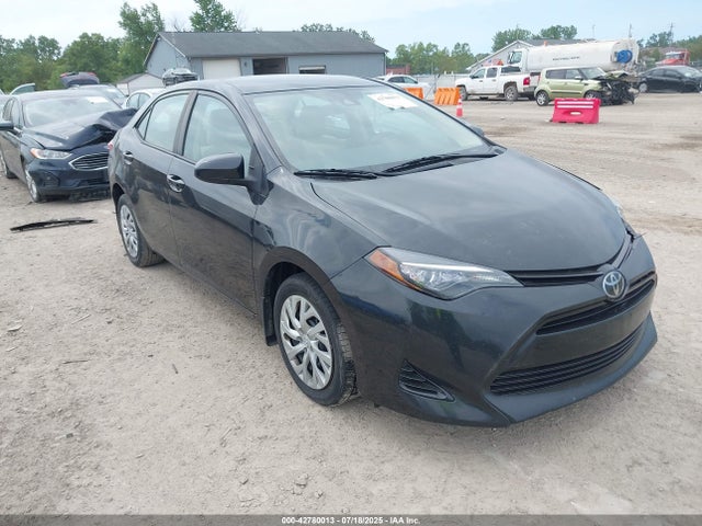 2017 TOYOTA COROLLA LE