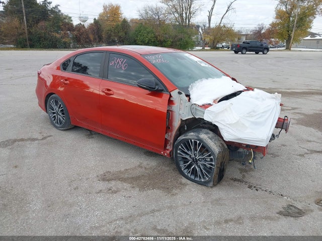 2022 KIA FORTE GT-LINE