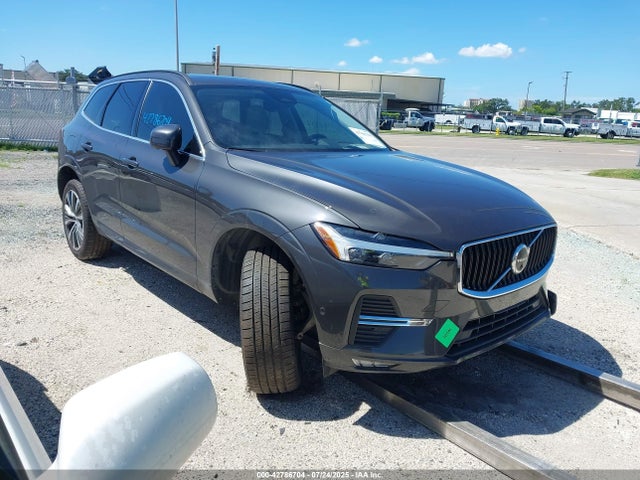 2022 VOLVO XC60 B5 MOMENTUM