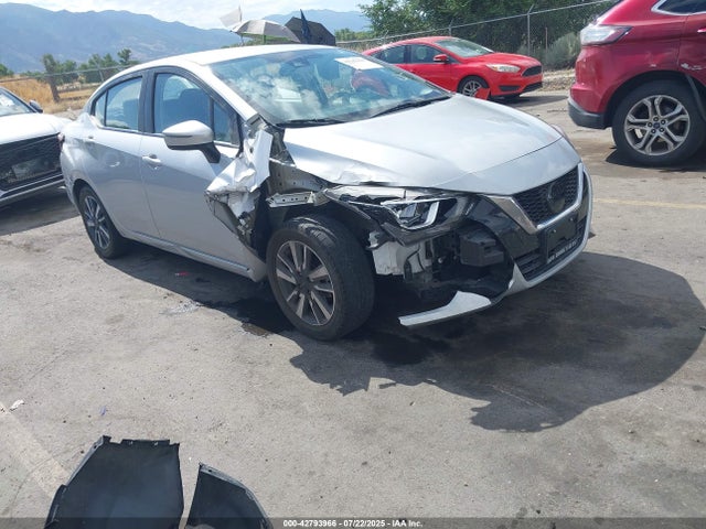 2021 NISSAN VERSA SV XTRONIC CVT