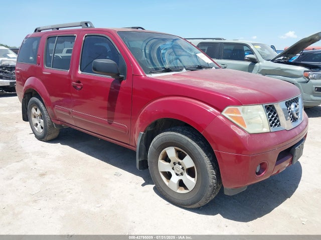 2005 NISSAN PATHFINDER XE