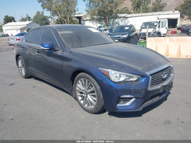 2023 INFINITI Q50 LUXE