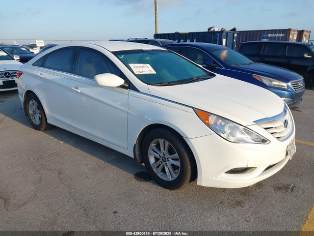 2012 HYUNDAI SONATA GLS