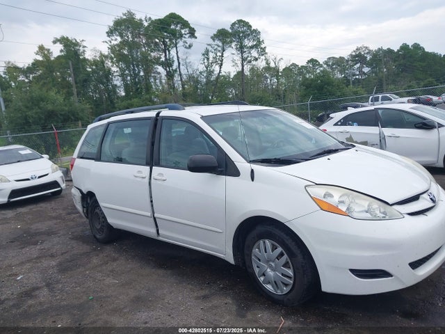 2007 TOYOTA SIENNA CE
