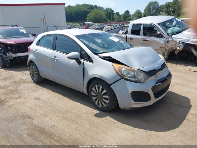 2013 KIA RIO LX