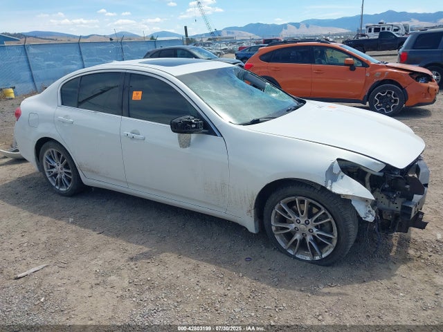 2011 INFINITI G37 