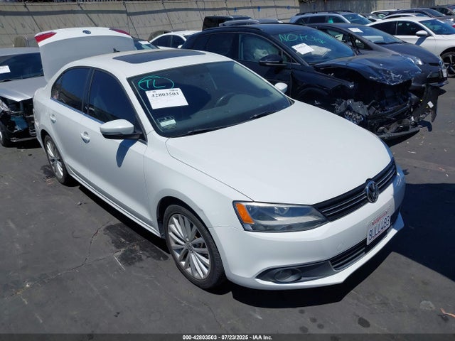2014 VOLKSWAGEN JETTA 2.0L TDI