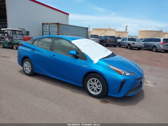2022 TOYOTA PRIUS LE