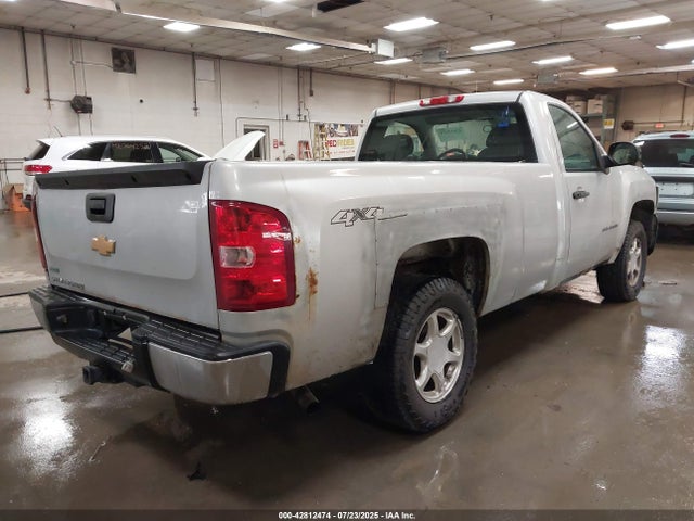 CHEVROLET SILVERADO 1500 WORK TRUCK - 4