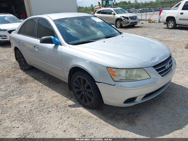 2010 HYUNDAI SONATA GLS