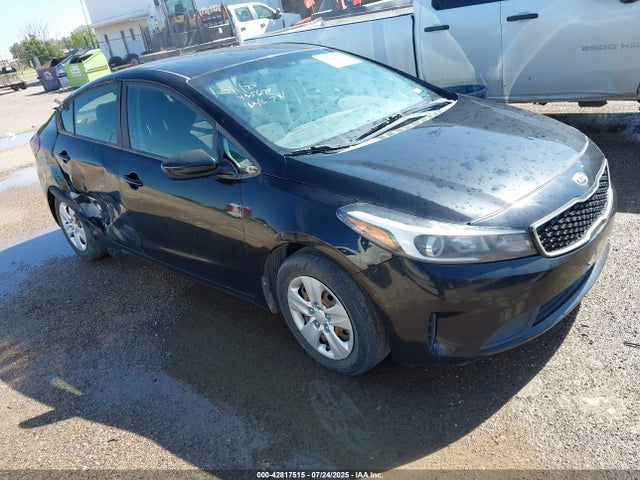 2017 KIA FORTE LX