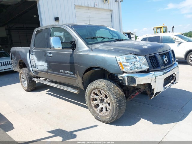 2005 NISSAN TITAN SE