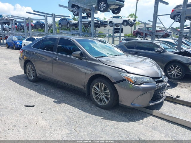2017 TOYOTA CAMRY SE