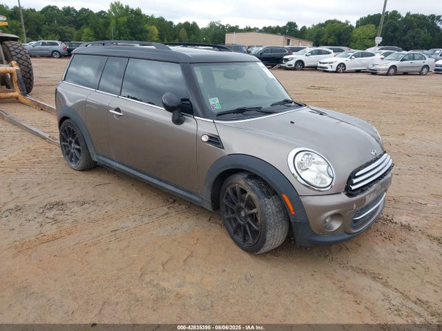 2011 MINI COOPER 