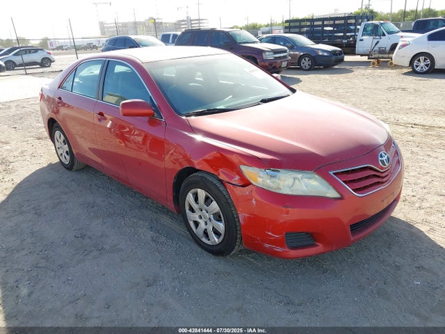 2010 TOYOTA CAMRY LE