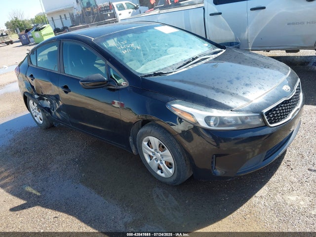 2017 KIA FORTE LX