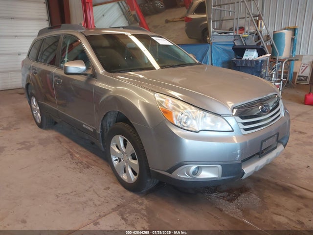 2010 SUBARU OUTBACK 2.5I LIMITED