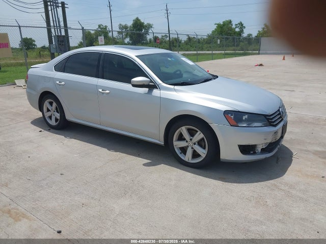 2013 VOLKSWAGEN PASSAT 2.5L SE