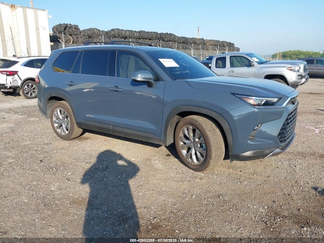 2025 TOYOTA GRAND HIGH LIMITED