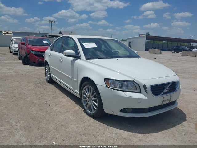 2009 VOLVO S40 2.4I