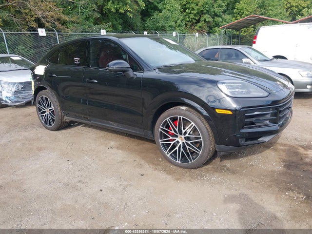 2025 PORSCHE CAYENNE S