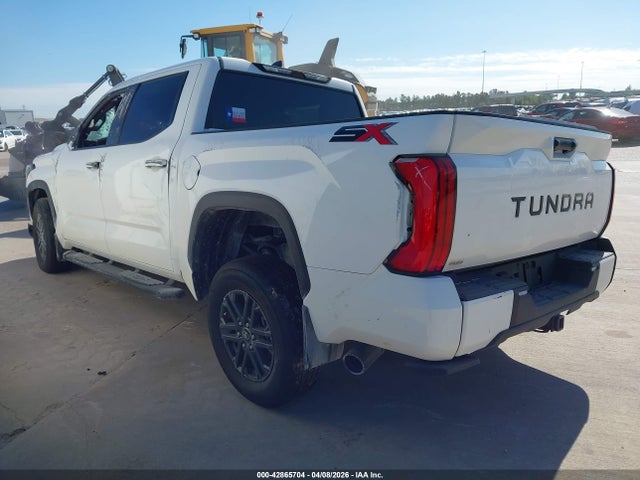 TOYOTA TUNDRA - 3
