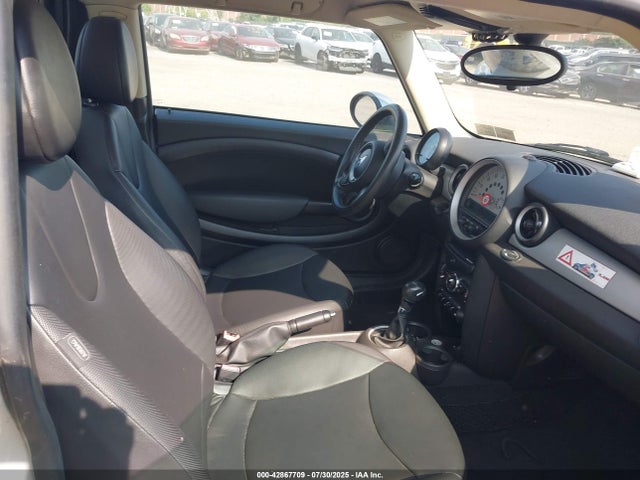 2013 MINI HARDTOP COOPER